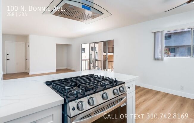 100 N BONNIE AVE