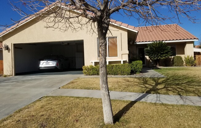 3 beds, 2 baths, $2,400