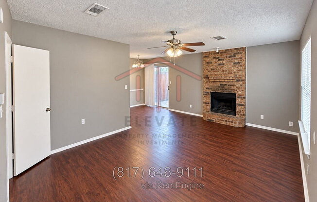 5912 HOLIDAY LN