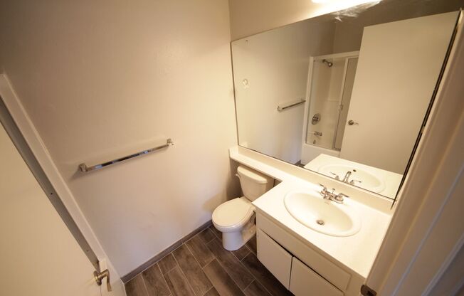 Studio, 1 bath, $2,095, Unit 305