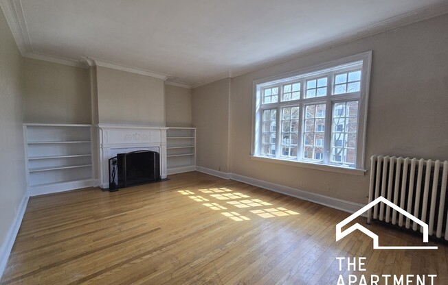 1456 OAK AVE