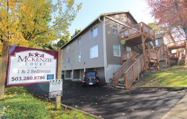 McKenzie Court Apartments