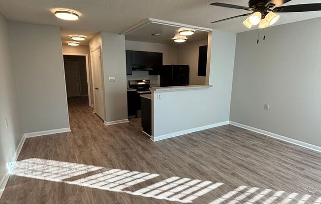 1 bed, 1 bath, 815 sqft, $878, Unit 1006