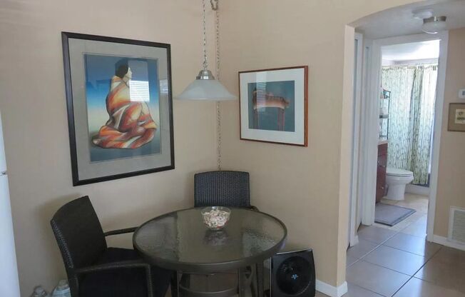 1 bed, 1 bath, 600 sqft, $1,595