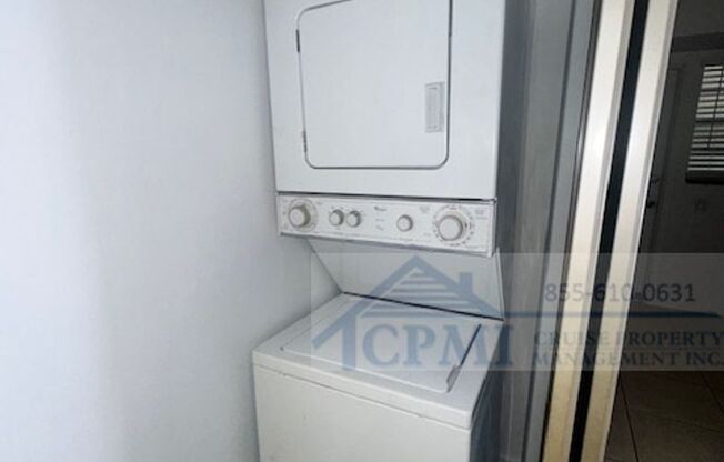 2 beds, 2 baths, 1,051 sqft, $2,025, Unit 11