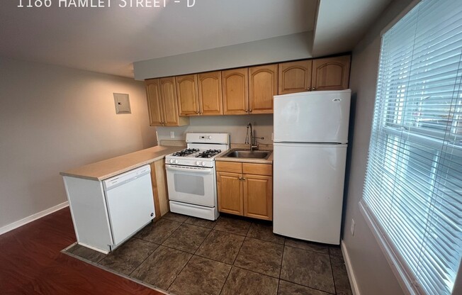 1186 HAMLET ST