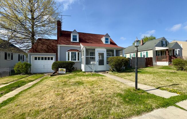 Charming 3 Bedroom/2 Bathroom Home with Large Backyard in Arbutus, MD!
