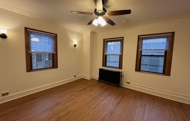 Studio, 1 bath, 320 sqft, $1,335, Unit 273-0210