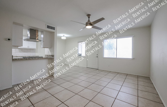 5206 N 42 DR