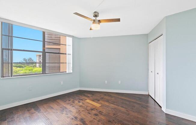 2 beds, 2 baths, 1,100 sqft, $2,000