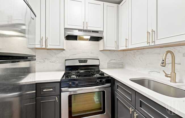 114 W 136 ST