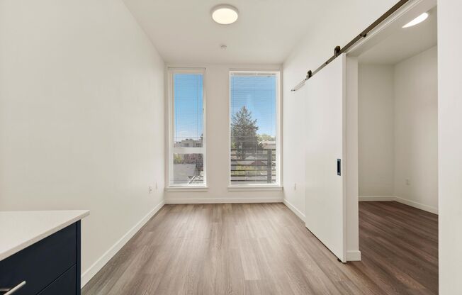 1 bed, 1 bath, 385 sqft, $1,795, Unit 303