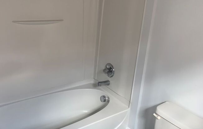 3 beds, 2 baths, $2,130, Unit Apt. 201