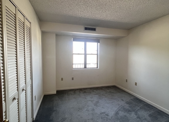 2 beds, 2 baths, 1,121 sqft, $3,400, Unit 301