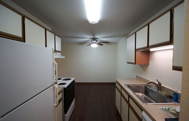 1 bed, 1 bath, 695 sqft, $1,255, Unit 306