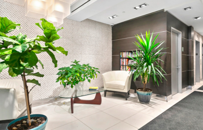 302 2nd St 7B