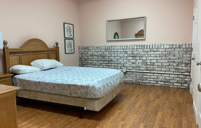 2 beds, 2 baths, 1,600 sqft, $1,900, Unit Unit 219B