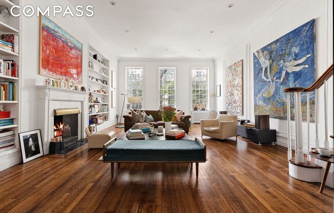 159 E 63 ST