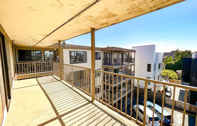 4 beds, 2 baths, 1,732 sqft, $4,595, Unit 100