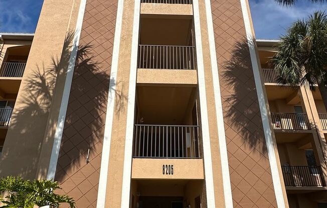 2 beds, 2 baths, $2,500, Unit UNIT 205