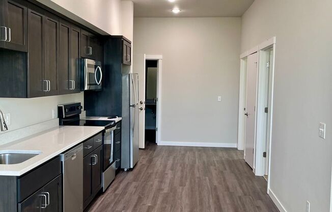 1 bed, 1 bath, 525 sqft, $1,472, Unit 105