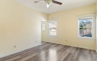 Studio, 1 bath, 320 sqft, $1,595, Unit 07