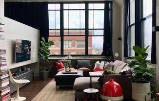 1 Bedroom Apartment in Callowhill Neighborhood