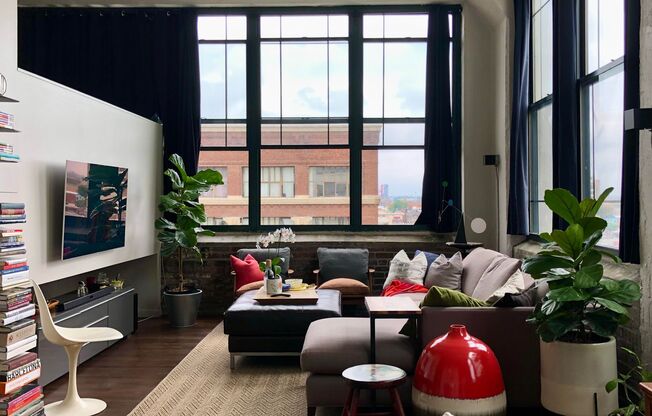 1 Bedroom Apartment in Callowhill Neighborhood
