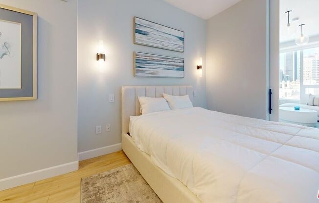 1 bed, 1 bath, 650 sqft, $3,300, Unit 1206
