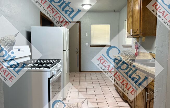 2 beds, 1 bath, $1,050