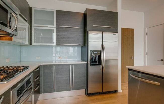 2 beds, 2.5 baths, $3,995, Unit Unit 809
