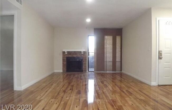 Remodeled One Bedroom Downstairs Condo