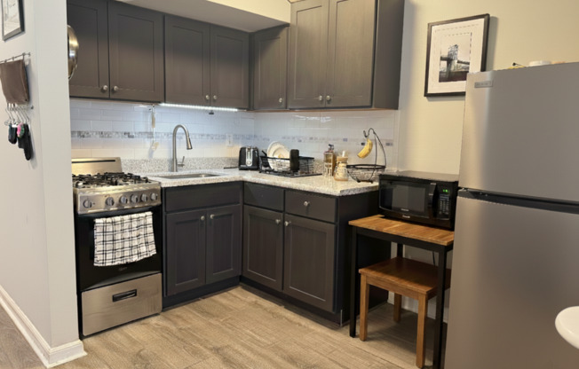 Milton II Apartments