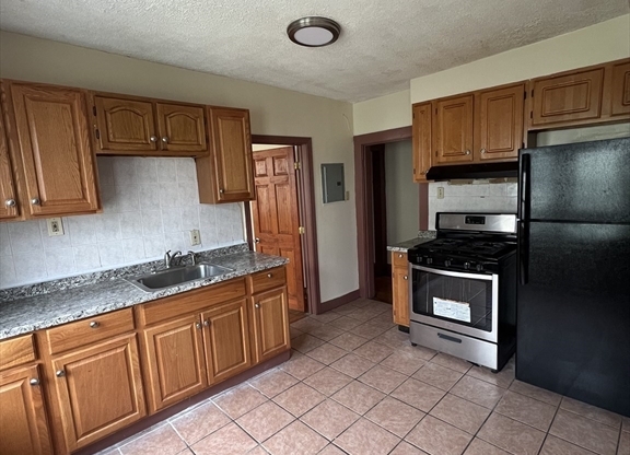 39 STELLMAN RD