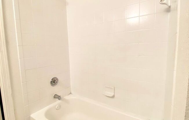 2 beds, 2 baths, $1,395, Unit # 432