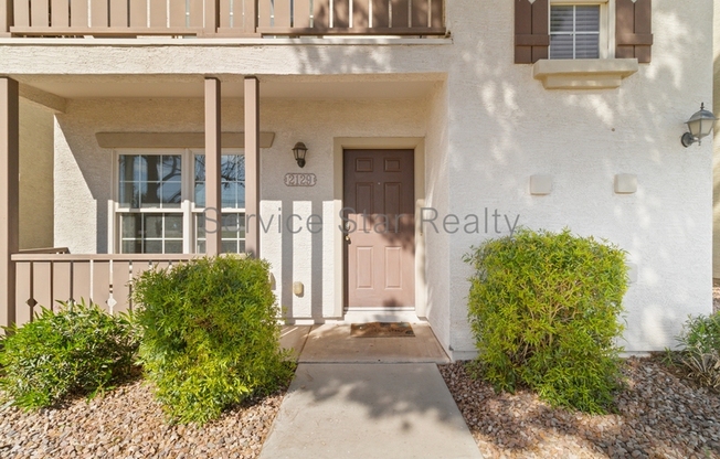 2129 E HUNTINGTON DR