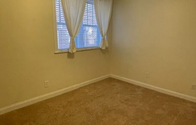 2 beds, 2 baths, $1,625