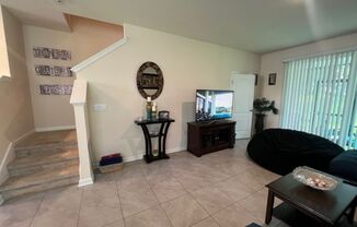 3 beds, 2.5 baths, $1,700