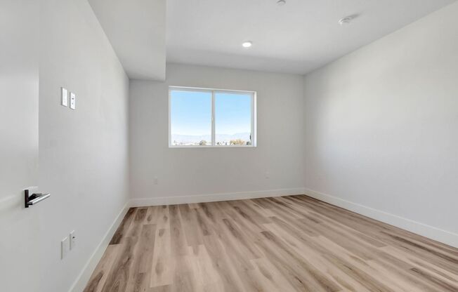 1 bed, 1 bath, 778 sqft, $2,595, Unit 416