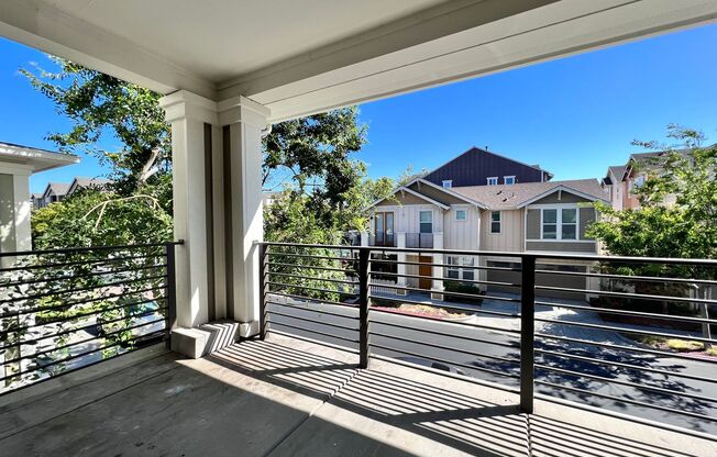 Wonderful 3 story newer townhome in Desirable South Fremont Location