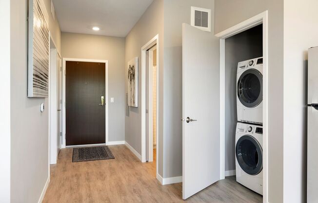 1 bed, 1 bath, 550 sqft, $1,375, Unit 307