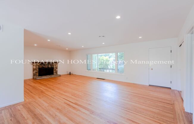 Sleepy Hollow 4bd/2.5ba One Level Home-w/Pool!  FOUNDATION