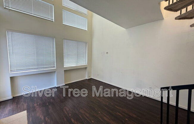 4015 Bowser Avenue