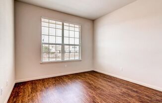 2 beds, 2 baths, 1,301 sqft, $1,900, Unit 1103