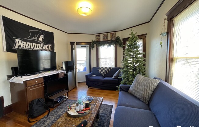 56 Hobson St
