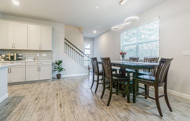 Location, lifestyle & Luxury - All in one!