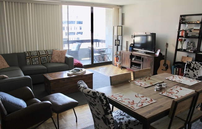 1 bed, 1 bath, 800 sqft, $3,450, Unit 605