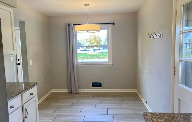 Cute Cape Cod in Forest Hills