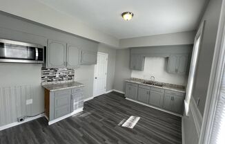 482 Crestline Ave. - 482 Crestline Ave.