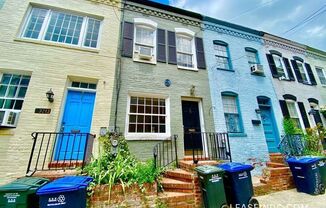 3211 CHERRY HL LN NW